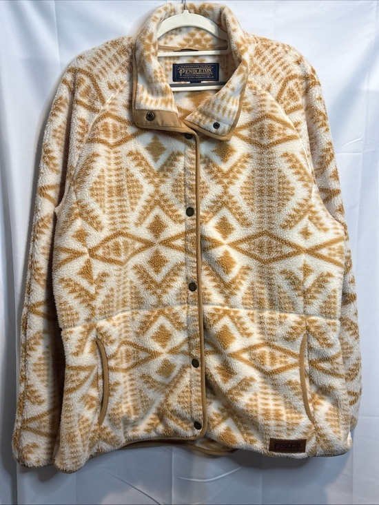 Pendleton Jackets & Blazers - Pendleton Cream & Tan Geometric Teddy Fleece Jacket